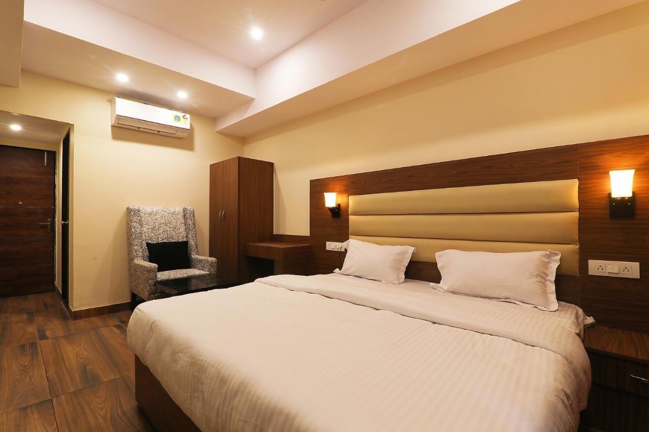 Fabhotel Blueark Lucknow Exterior foto